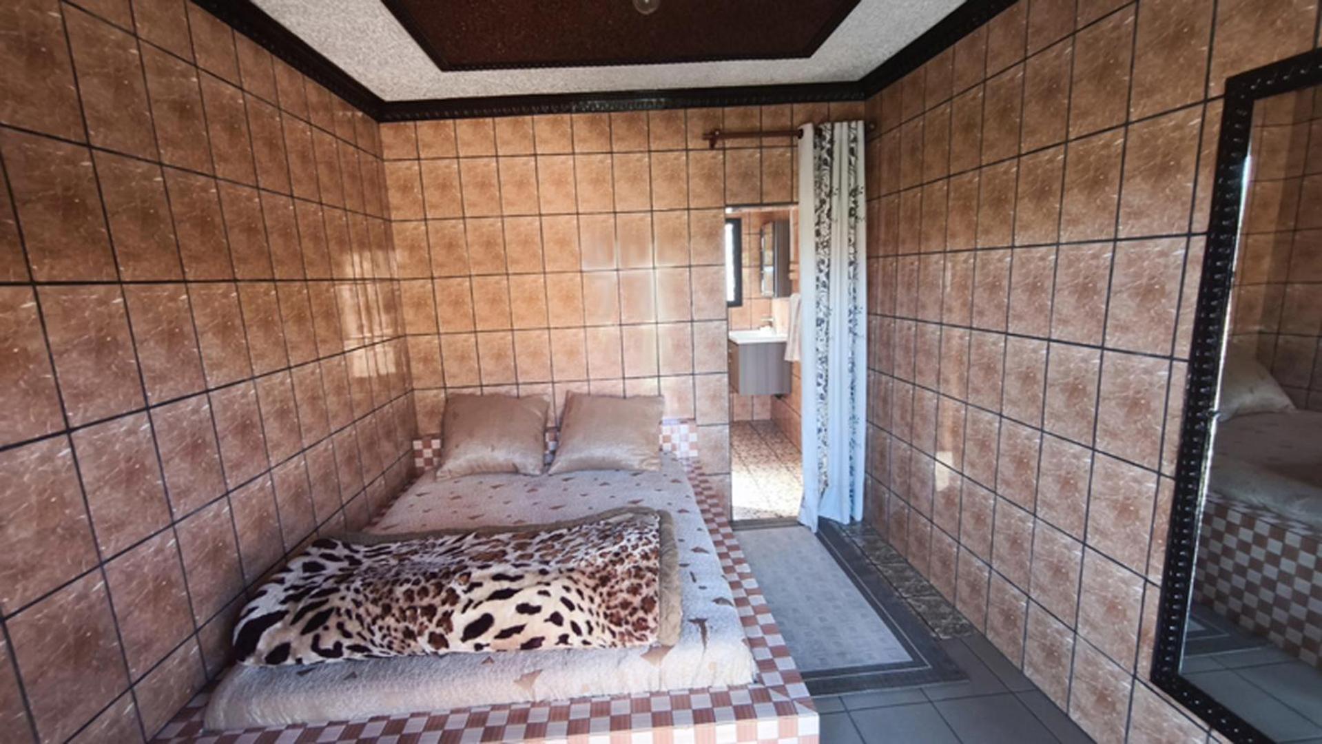 Hotel Restaurant Le Miamiam Glouglou Ambositra Dış mekan fotoğraf