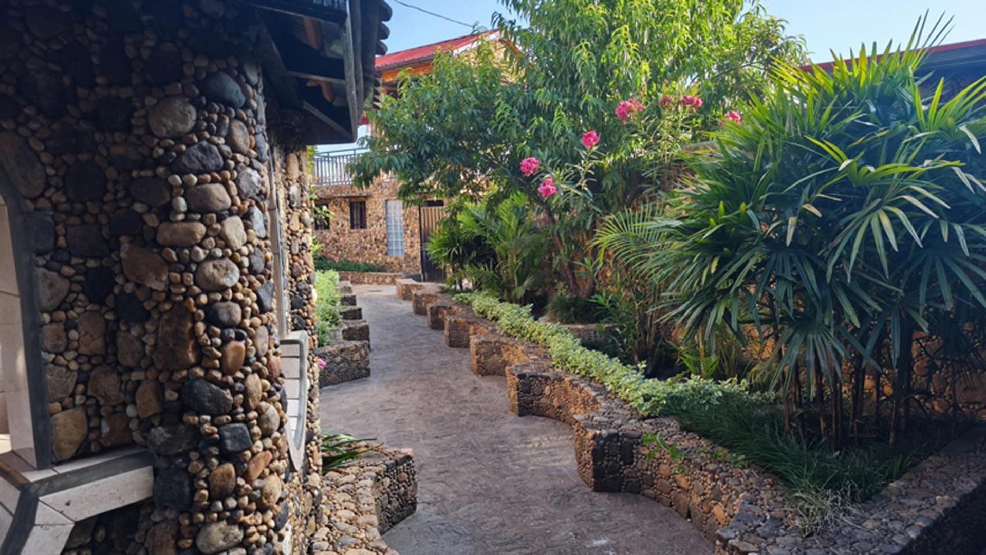 Hotel Restaurant Le Miamiam Glouglou Ambositra Dış mekan fotoğraf