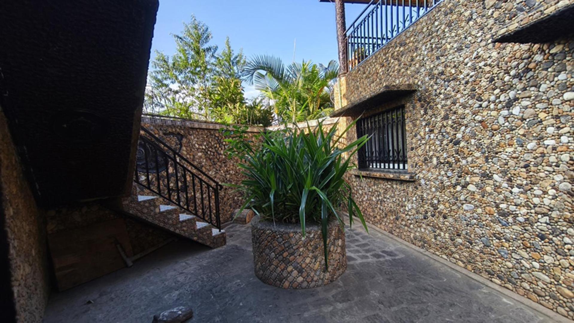 Hotel Restaurant Le Miamiam Glouglou Ambositra Dış mekan fotoğraf