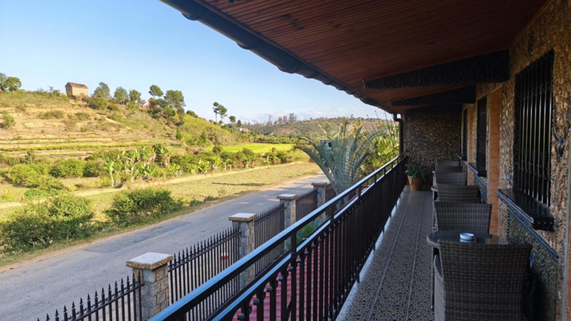 Hotel Restaurant Le Miamiam Glouglou Ambositra Dış mekan fotoğraf
